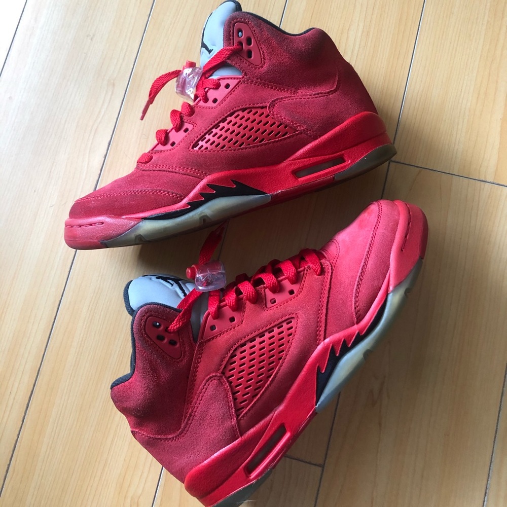 Nike Boys Air Jordan 5 Retro ‘Red Suede’